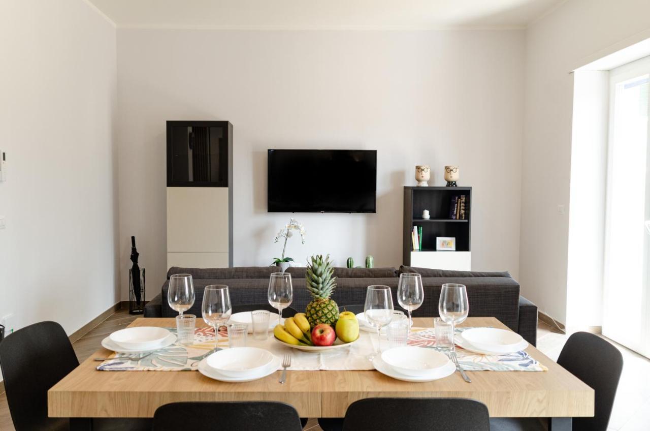 Don Gaetano Apartment - Nel Cuore Di Napoli ภายนอก รูปภาพ